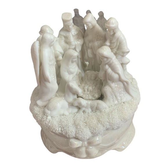 Cracker Barrel Nativity Musical “Silent Night” - Picture 9 of 10